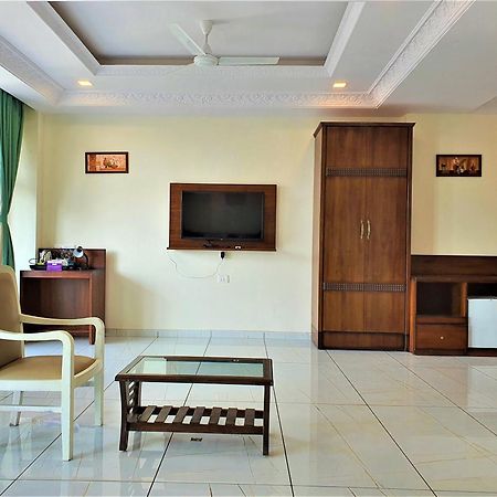 Vits Excellensea Karde Beach Dāpoli 외부 사진
