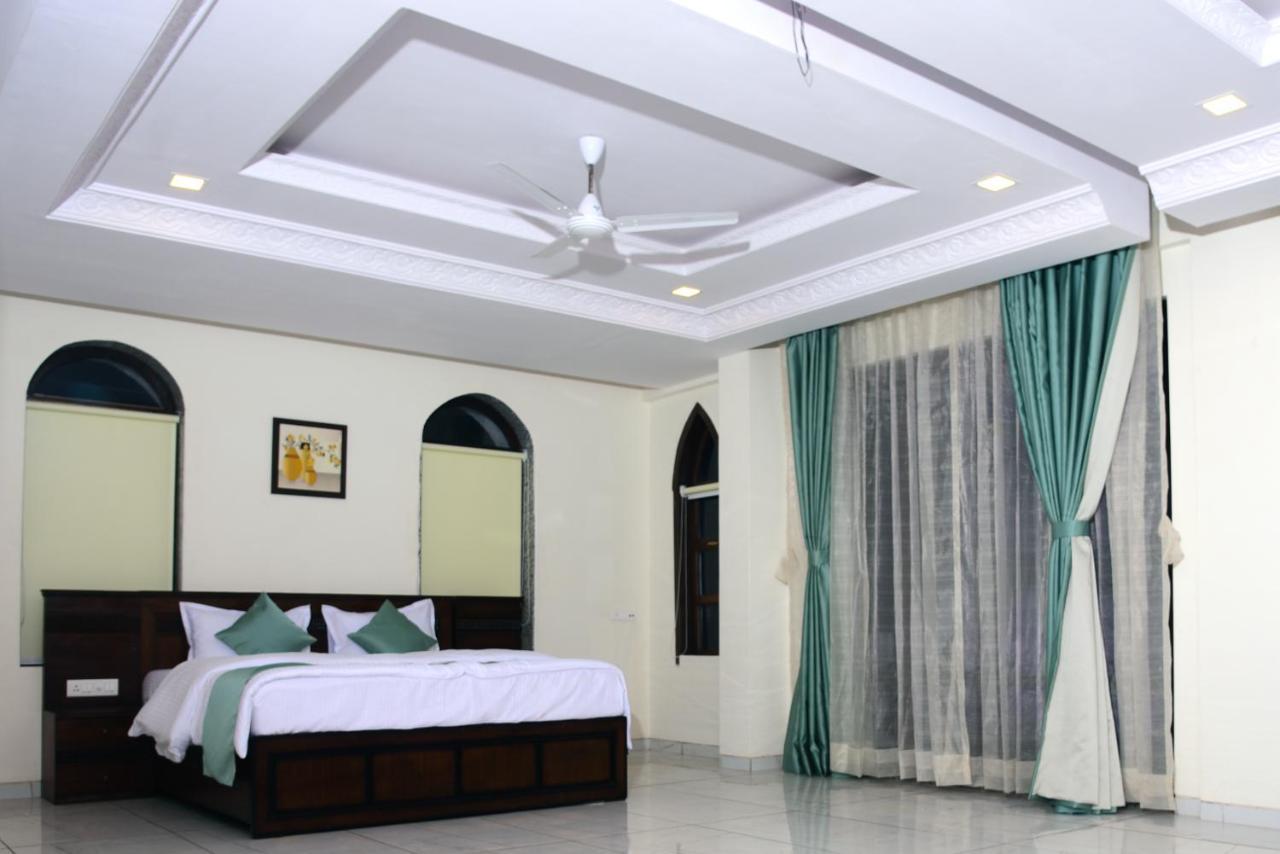 Vits Excellensea Karde Beach Dāpoli 외부 사진