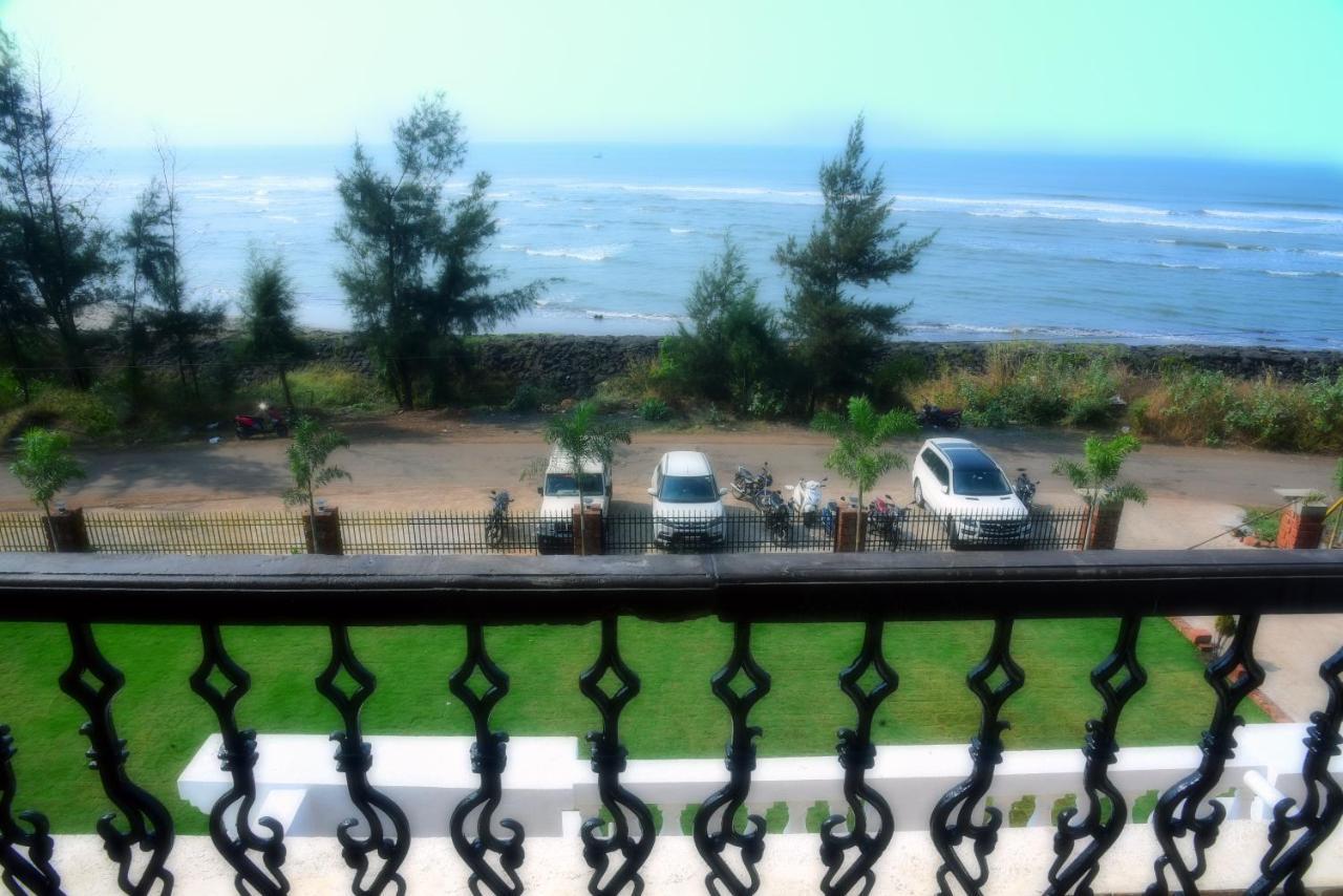 Vits Excellensea Karde Beach Dāpoli 외부 사진