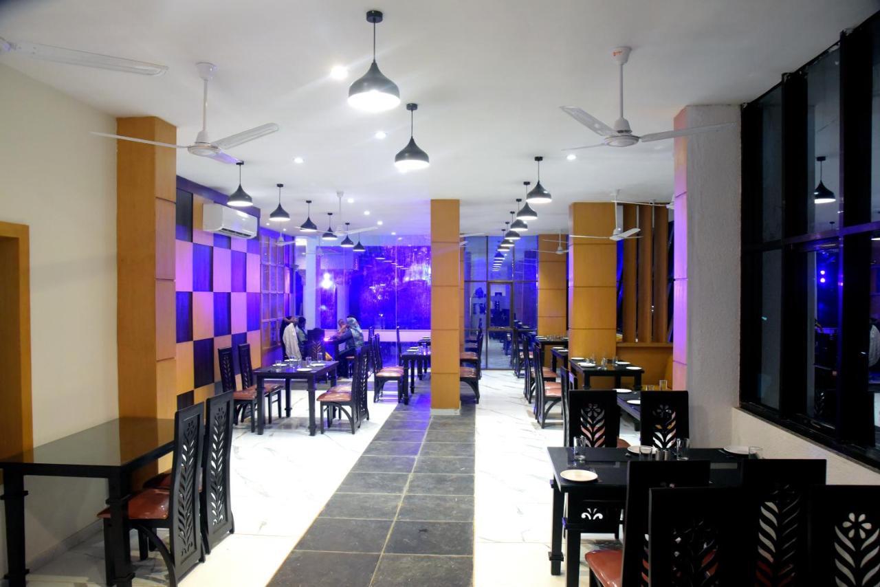 Vits Excellensea Karde Beach Dāpoli 외부 사진