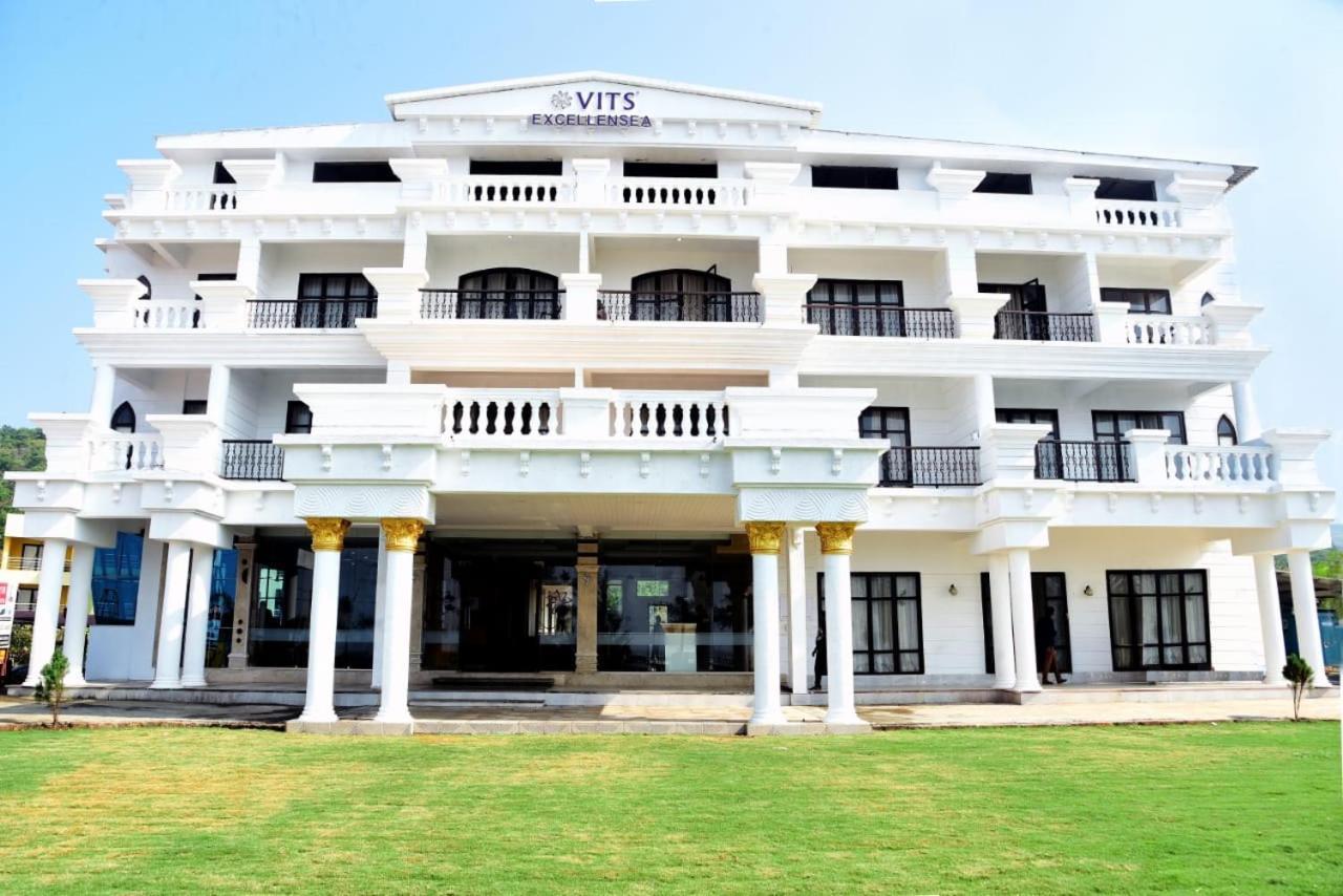 Vits Excellensea Karde Beach Dāpoli 외부 사진