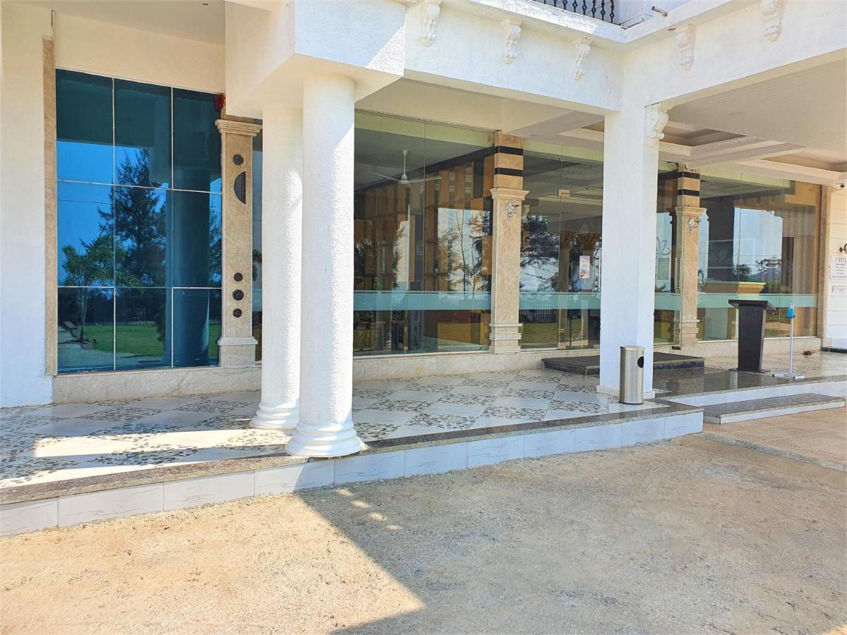 Vits Excellensea Karde Beach Dāpoli 외부 사진