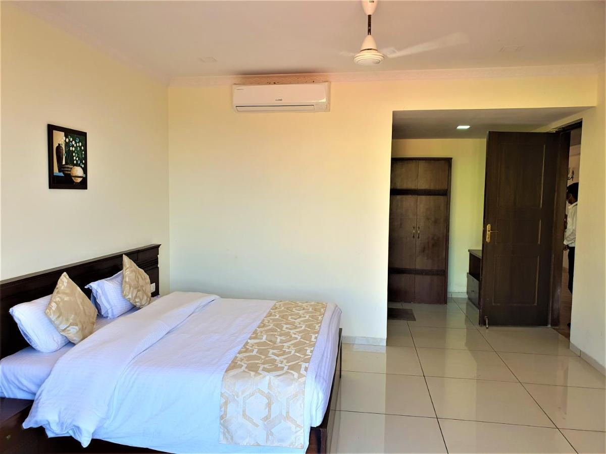 Vits Excellensea Karde Beach Dāpoli 외부 사진