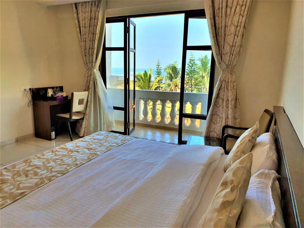 Vits Excellensea Karde Beach Dāpoli 외부 사진