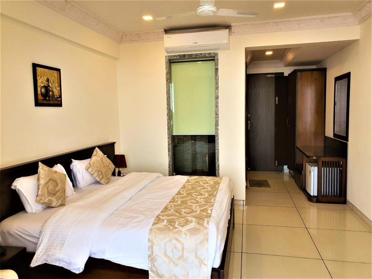 Vits Excellensea Karde Beach Dāpoli 외부 사진